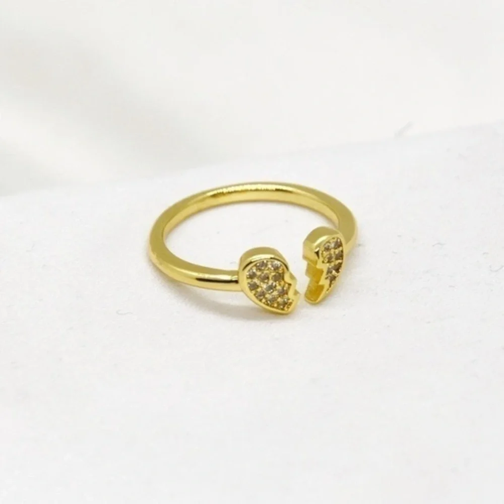 Heartbreak Ring - Picture 2 of 4